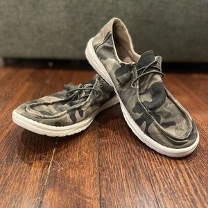Hey Dude Camouflage Casual Lightweight Canvas Slip-On Shoes